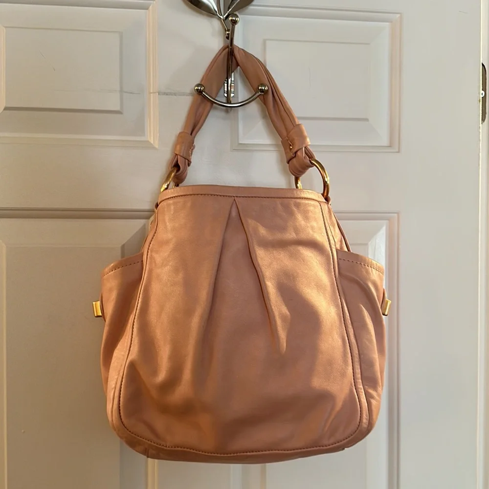 Coach Pink Leather Hobo bag w Gold colored Hardware - Picture 12 of 14